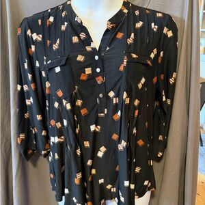 Black Geometric Print Women's Top